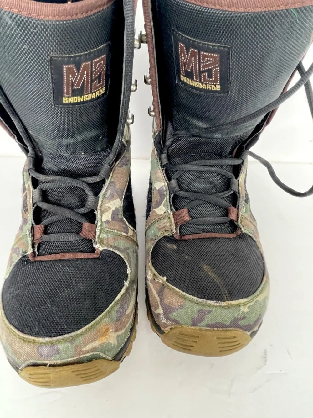 M3 USED SNOWBOARDING BOOTS SIZE 10